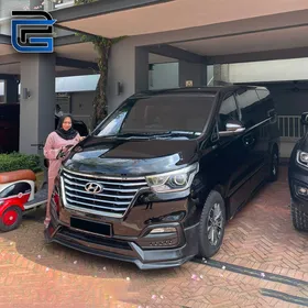 happy face customers ampang car rental