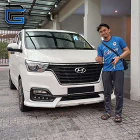 happy face customers ampang car rental