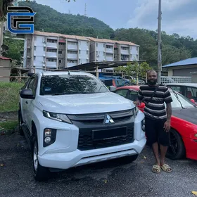 happy face customers ampang car rental